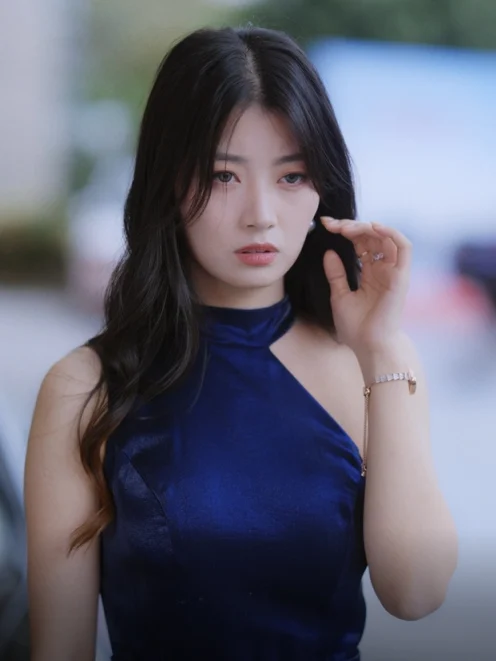 Sư Tỷ Không Chịu Nổi Nữa
